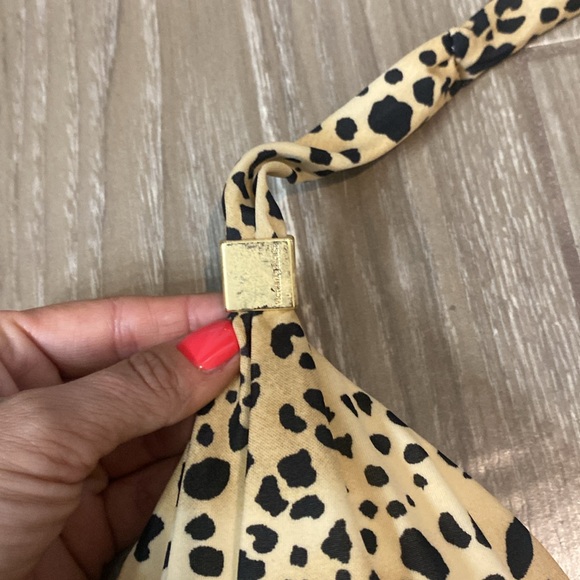Victoria’s Secret swimsuit leopard size medium - Picture 2 of 4